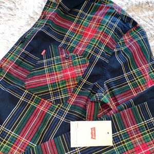 Men’s plaid shirt